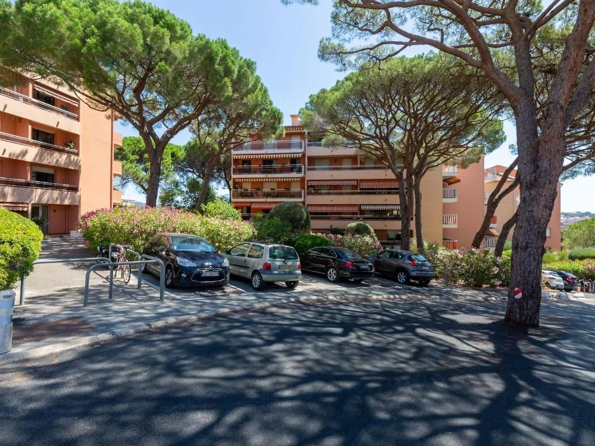 Apartment Les Pins Ensoleilles-6 By Interhome Sainte-Maxime